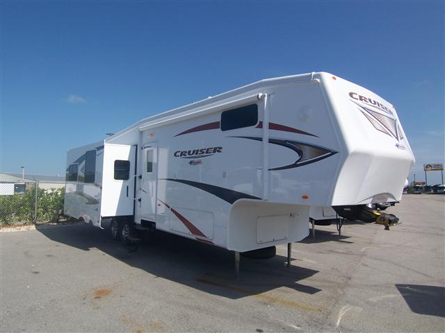 New 2011 Crossroads Cruiser 32CKP Fifth Wheel For Sale